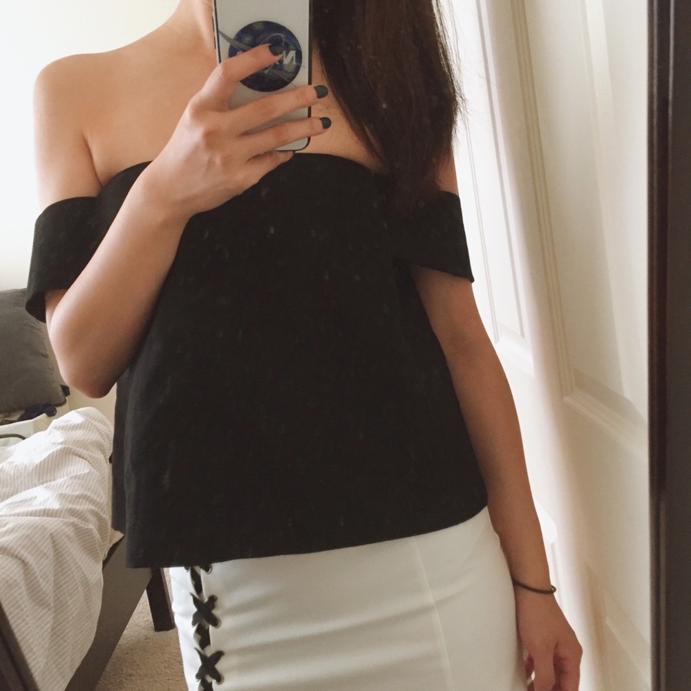 Black Off-the-shoulder top